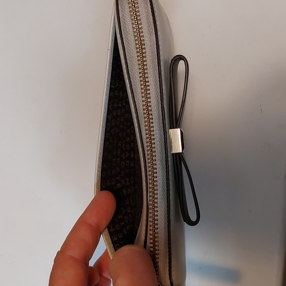 Kate Spade wallet - Picture 6 of 7